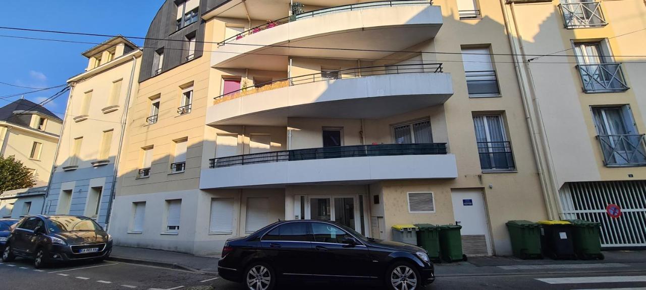 Appart'Hôtel - Chateaubriant Châteaubriant Exterior foto